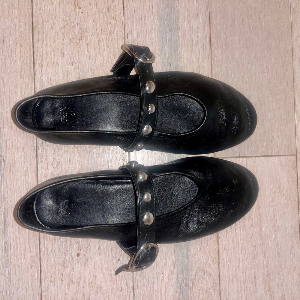 Zara Flats
